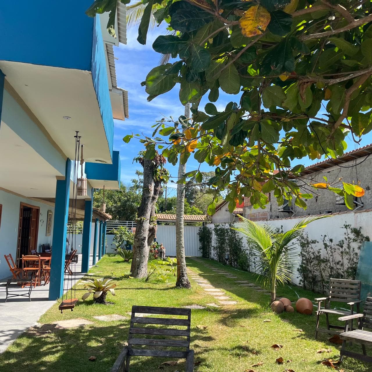 Caminho entre Arvores